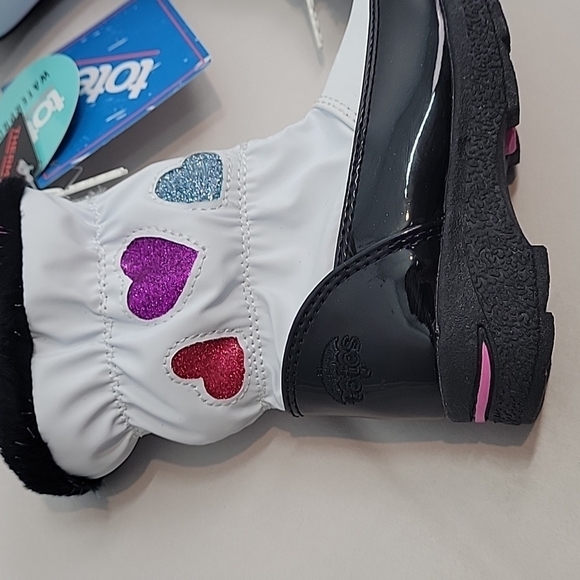 TOTES Waterproof fur lined winter boots white with hearts toddler girls - Picture 6 of 14